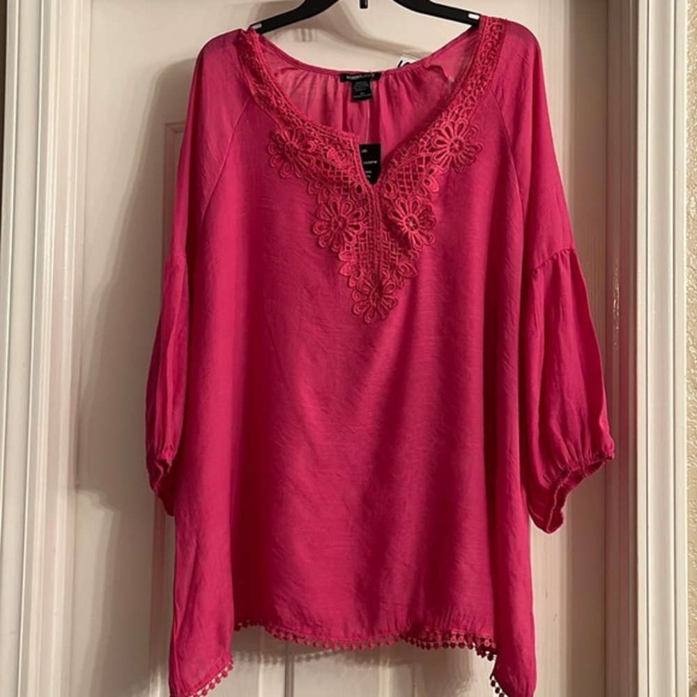 NWT Robert Louis blouse, size 3X